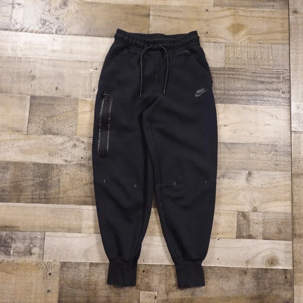 Nike Sportswear Tech Fleece Jogger Pants Women's‎ XS Black